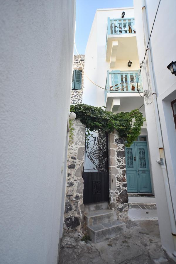 Traditional House By The Sea Mandraki  Exterior photo